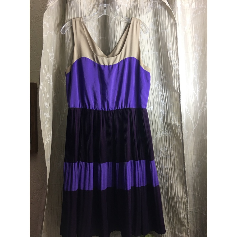 Beautiful Dress👗🔮💜