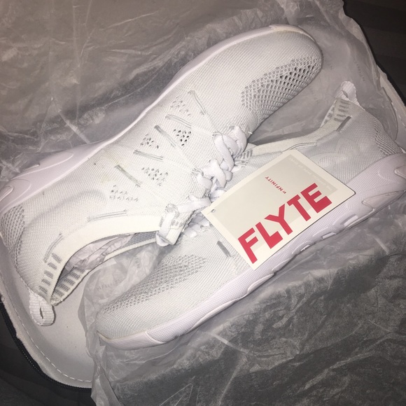 nfinity flyte vs vengeance