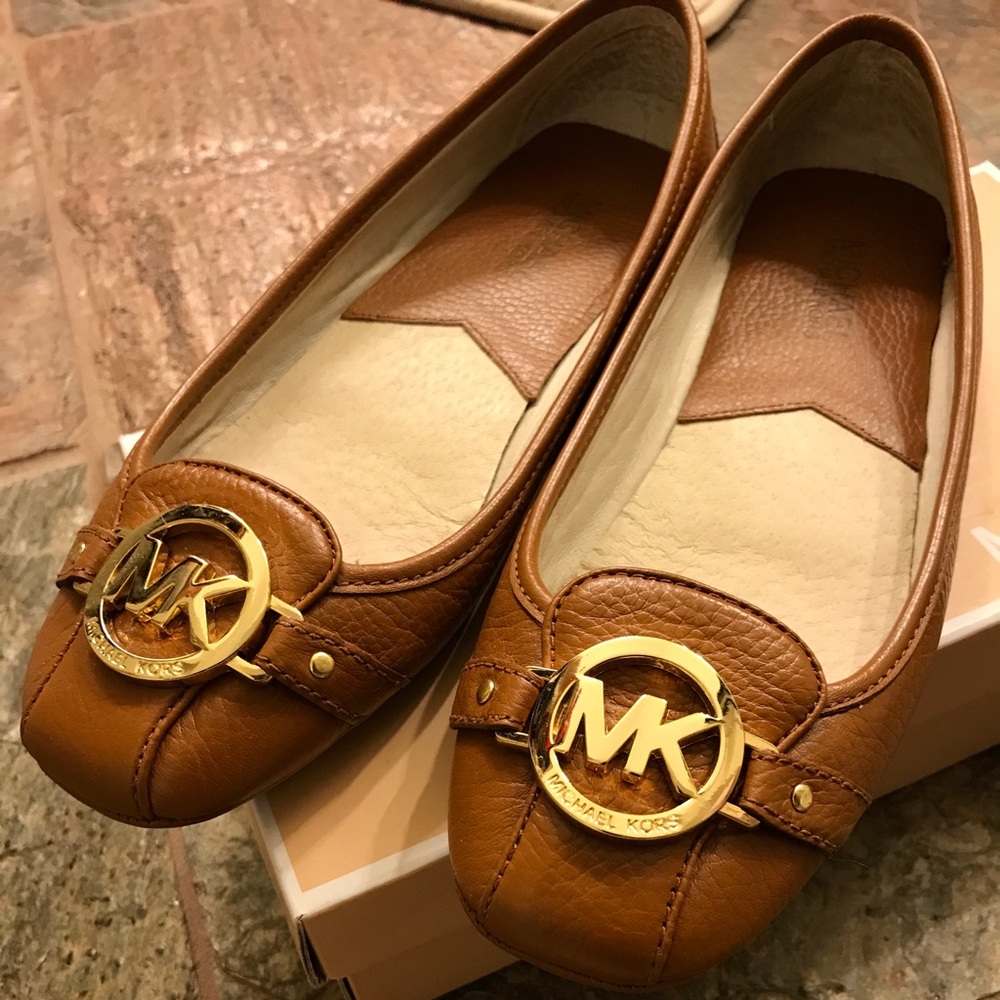 Size 8 MK shoes