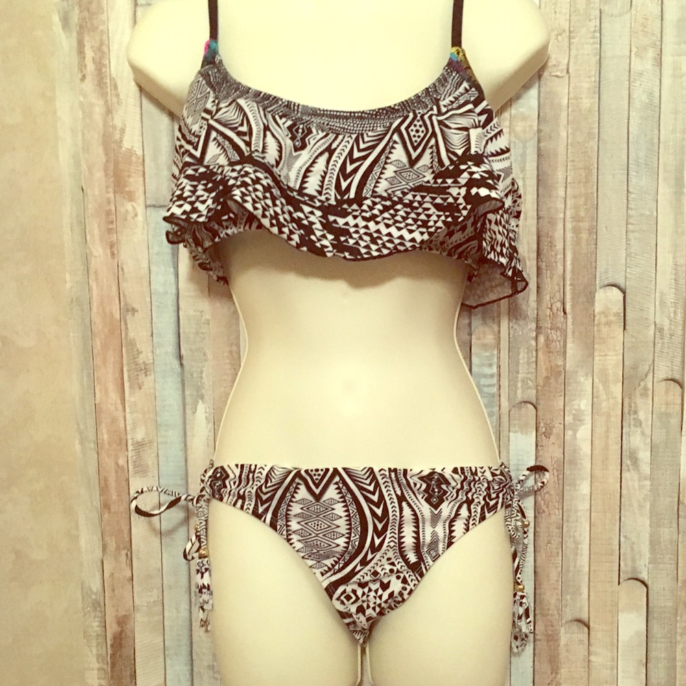 Black & White Swimsuit - 2 piece - XL
