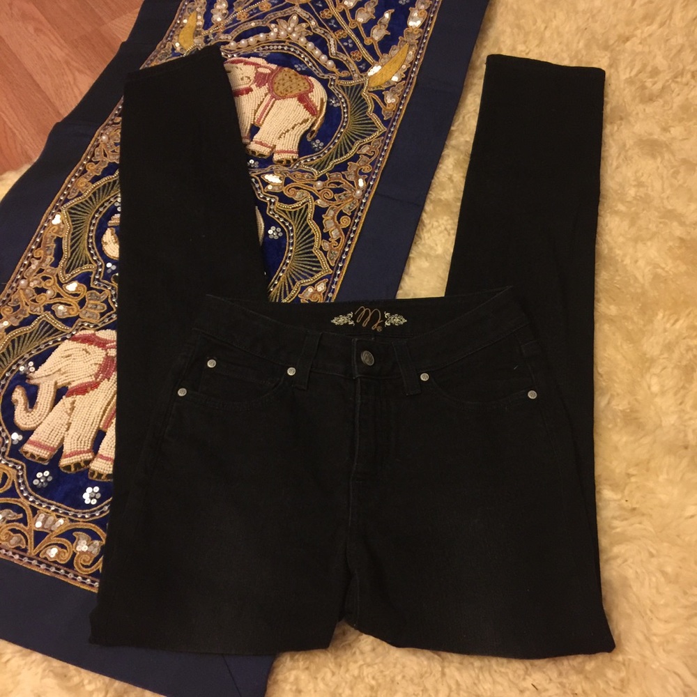 Black Skinny Jeans