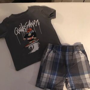 🆑Quick silver outfit. Size 13 months