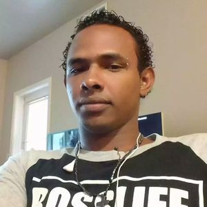 Meet your Posher, Julio jesus