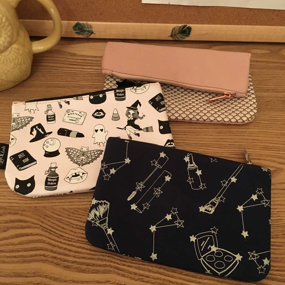 Ipsy makeup bag bundle NWOT