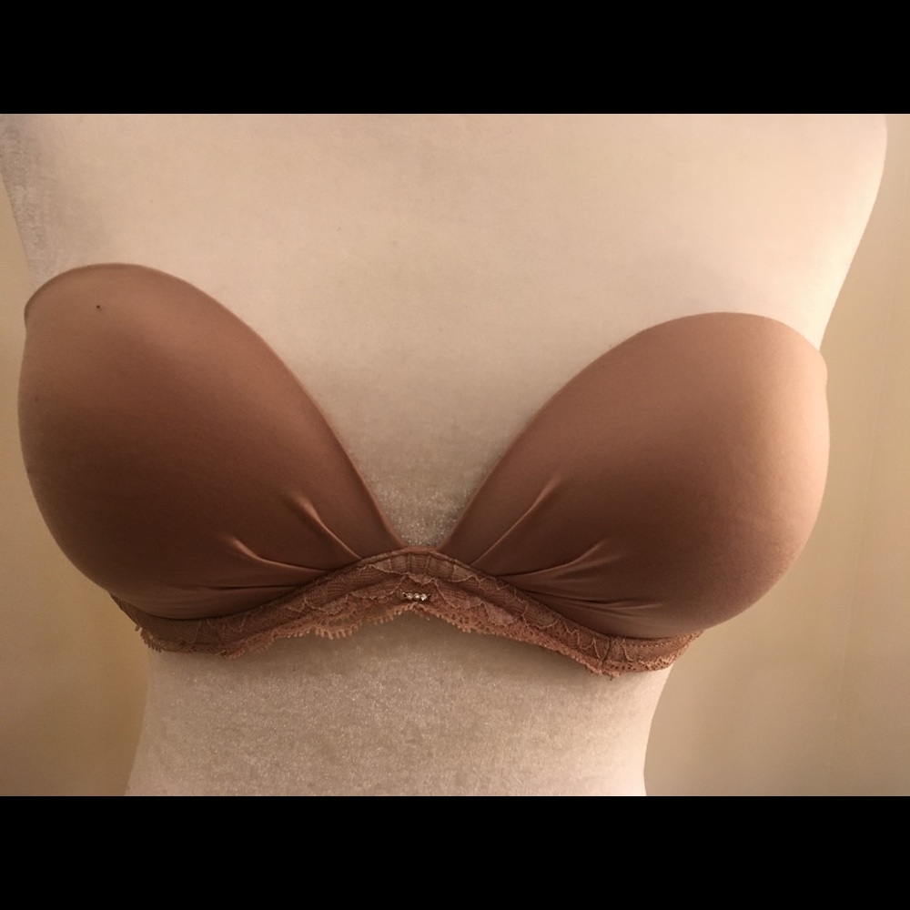 32c Victoria secret strapless