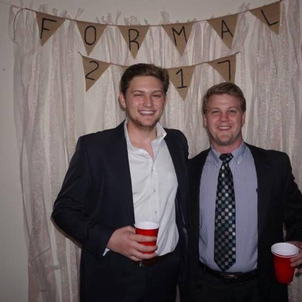 Meet your Posher, Taylor