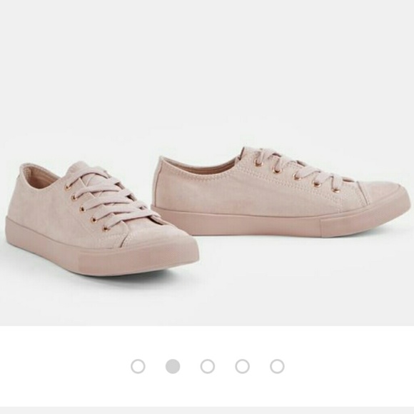 JustFab Blush Morina Sneaker - Picture 2 of 8