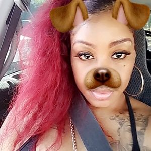 Meet your Posher, Ladina