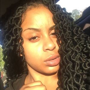 Meet your Posher, Rose