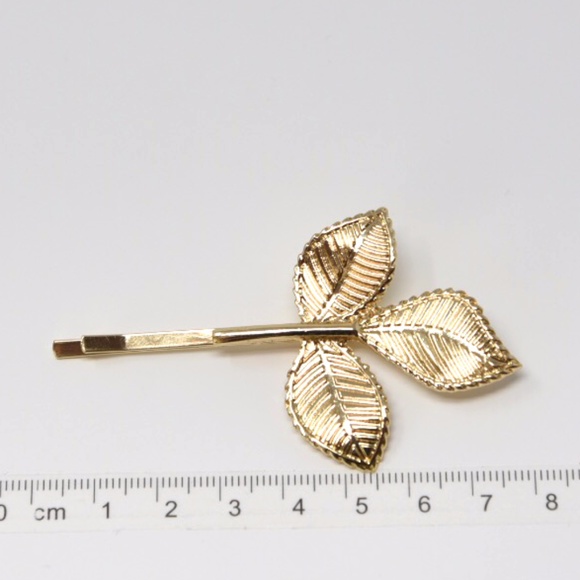 Set of Five Shiny Gold Tone Leaves Hair Bobby Pins - Picture 2 of 6