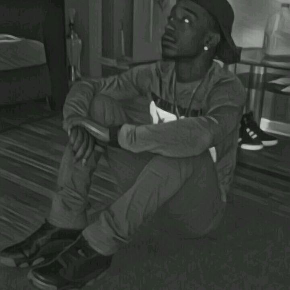 Meet your Posher, Quentell - Picture 1 of 1