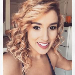 Meet your Posher, Krystle