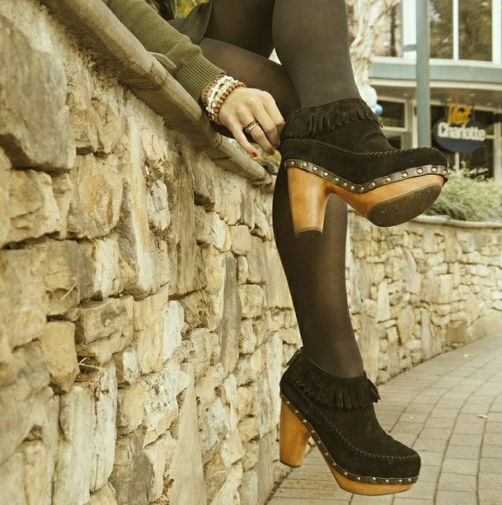 FLOGGS BOOTIES - Picture 1 of 8