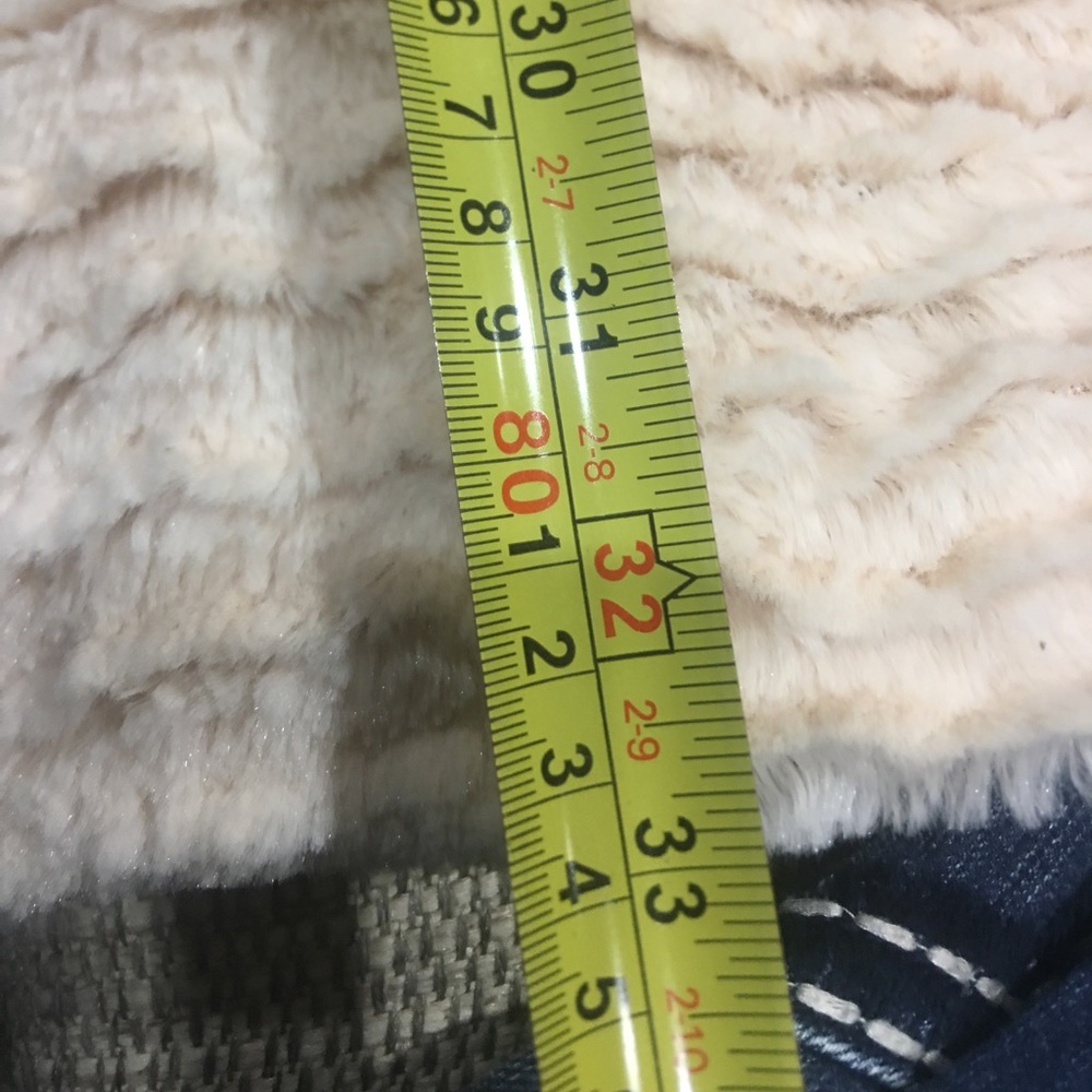 Coat - Picture 5 of 6