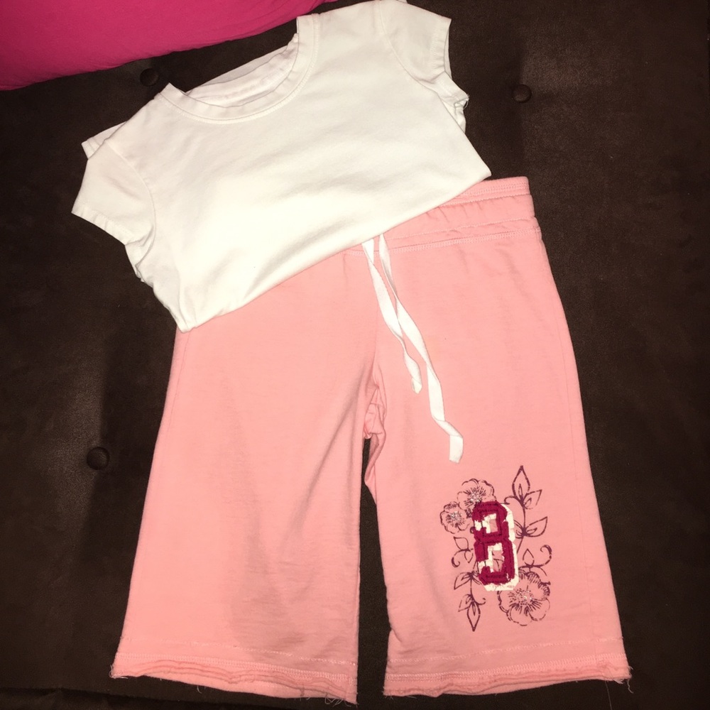 🖥CYBER MONDAY🖥 💗Girls Casual Outfit!💗