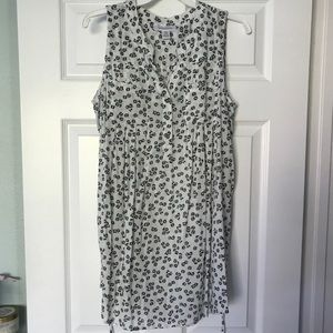 Floral, floaty maternity blouse