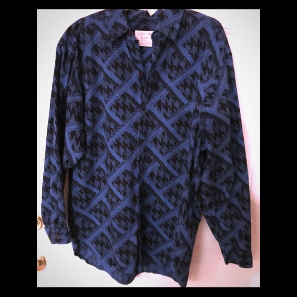 Calvin Klein collared, long sleeves shirt