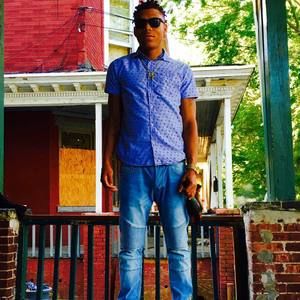 Meet your Posher, Larry