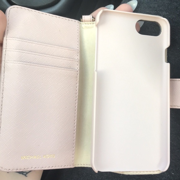 Michael kors Iphone7 case - Picture 3 of 4