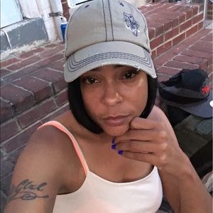 Meet your Posher, Tanya