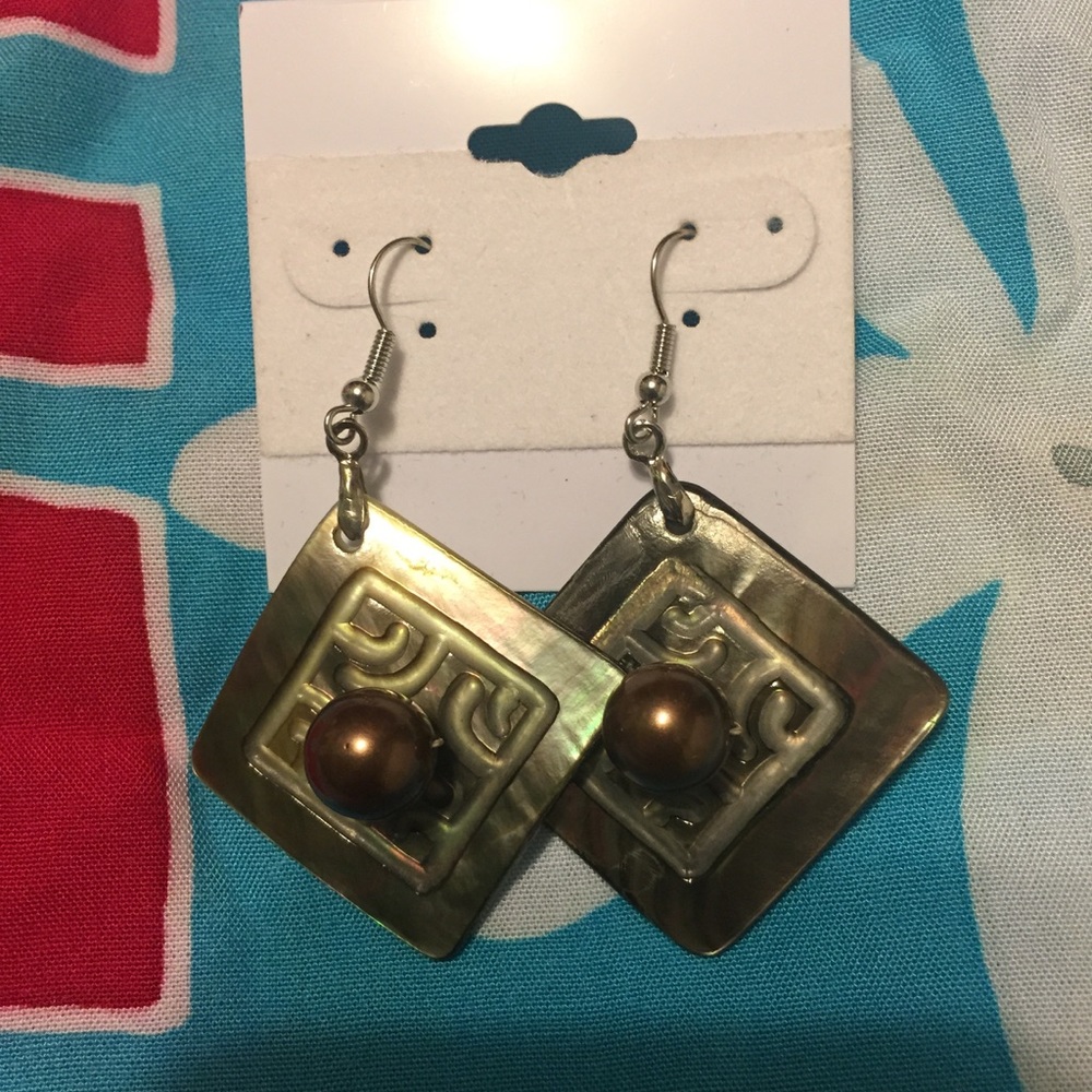 mother of pearl shell earrings