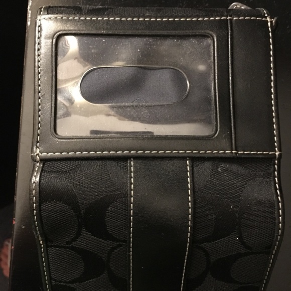 Coach Wallet - Picture 2 of 8