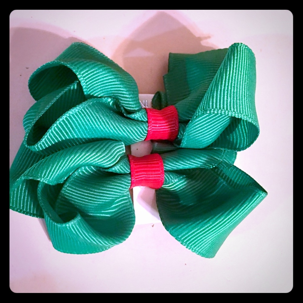 BRAND NEW Mini Green and Red Hairbows