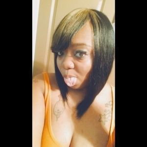 Meet your Posher, Shelly