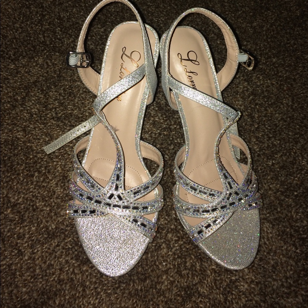 L Lorraine Lilly sparkly heels size 7