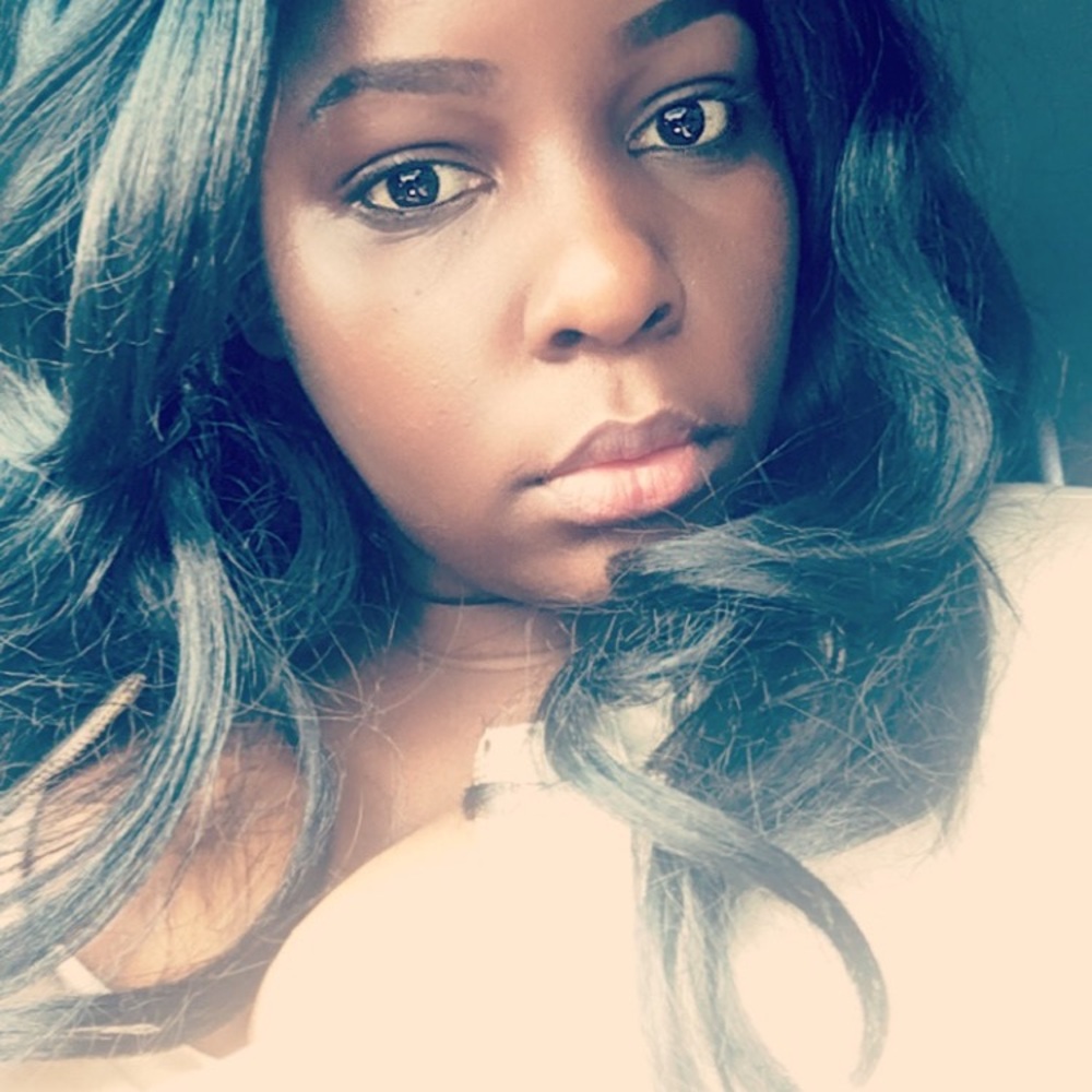 Meet your Posher, Renee