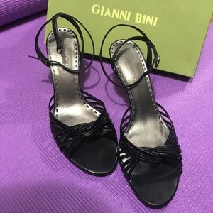 🍂 Marsha strapped heels