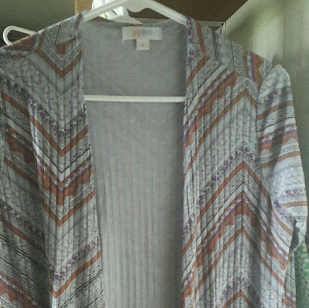 Small Lularoe Sarah