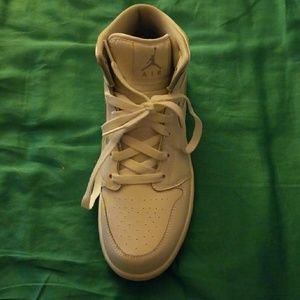 Nike Air Jordan 1 youth size 6