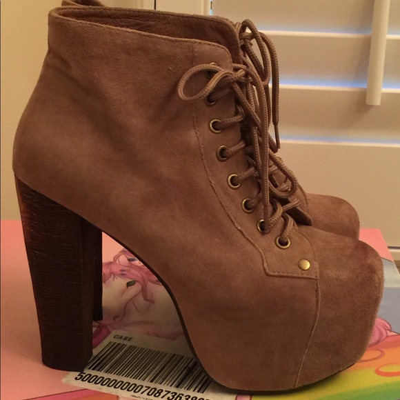 Jeffrey Campbell ‘Lita’ Bootie in Taupe Suede - Picture 7 of 8