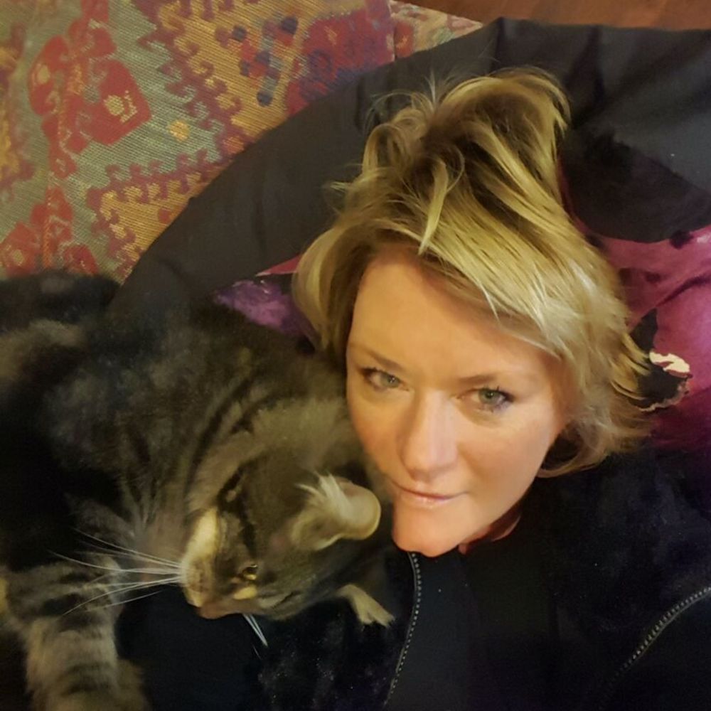 Meet your Posher, Kendra