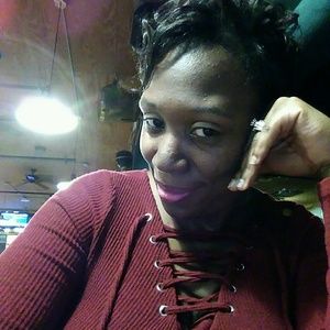 Meet your Posher, Staci