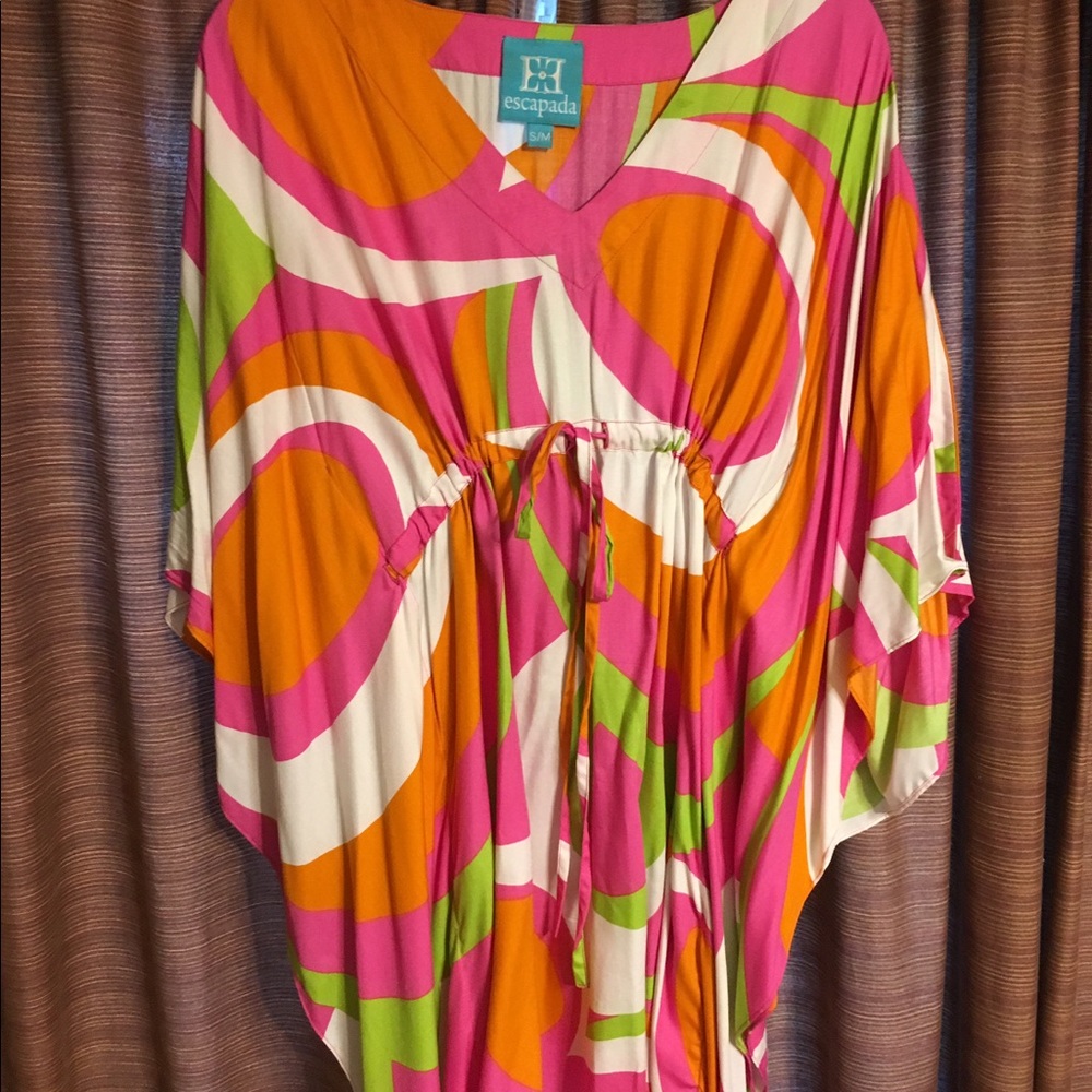 Beautiful tunic - Picture 4 of 4