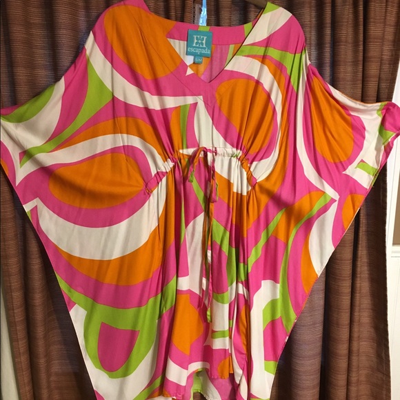 Beautiful tunic - Picture 3 of 4