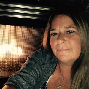 Meet your Posher, Debra