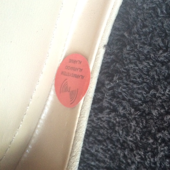 NWT! Zara Chic flat with shining stones:) - Picture 5 of 7