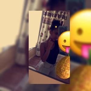 Meet your Posher, Elsi