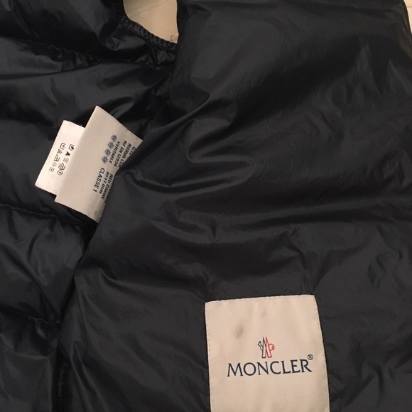 Moncler Gui Vest - Picture 3 of 7