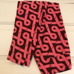 LuLaRoe OS Breast cancer Ribbon Leggings