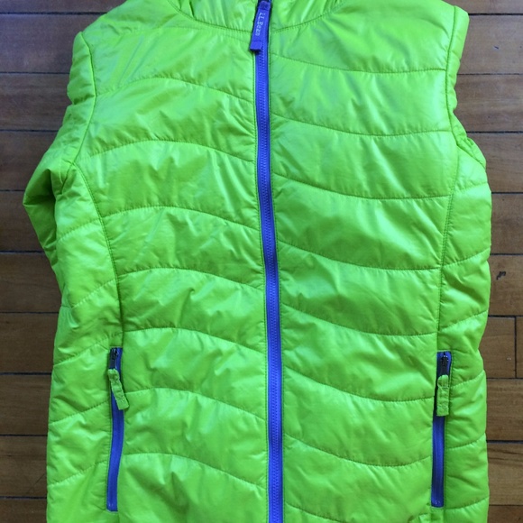 **SOLD** L.L. Bean Kid's M 10-12 Puffer Jacket - Picture 3 of 5