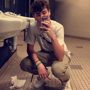 Meet your Posher, Brandon