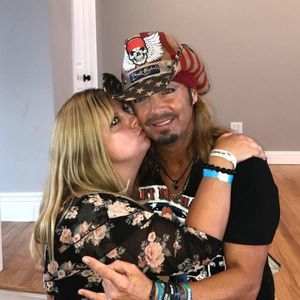 Meet your Posher, Lorie