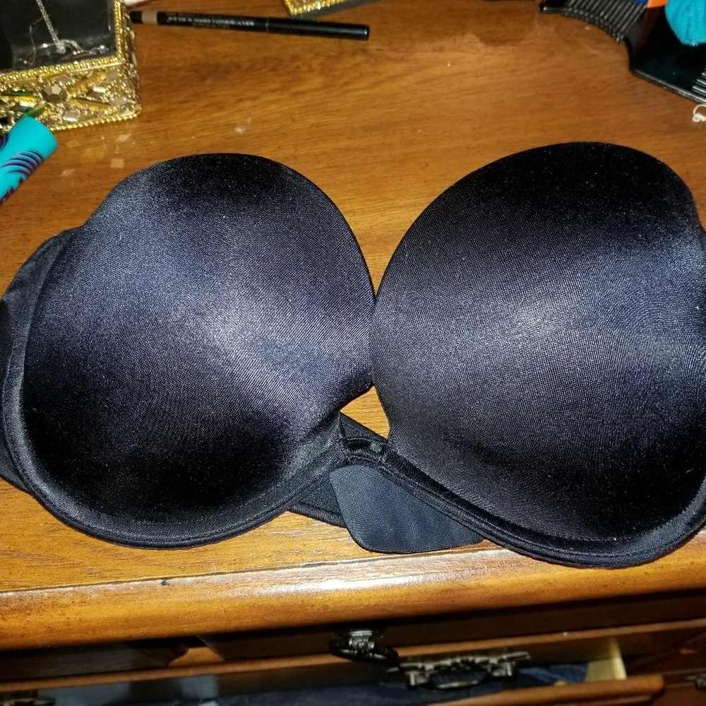 VICTORIA SECRET strapless bra