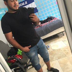 Meet your Posher, Ernesto