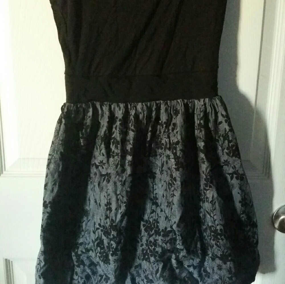 Zip up Dress - Picture 2 of 2