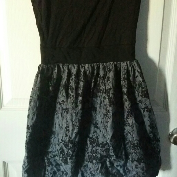 Zip up Dress - Picture 2 of 2